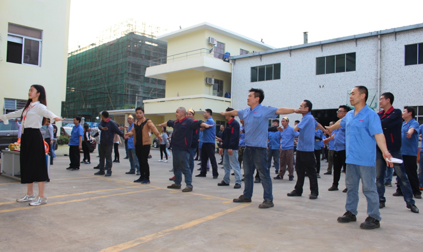 鑫風(fēng)運(yùn)動(dòng)會(huì) 鑫風(fēng)運(yùn)動(dòng)會(huì)