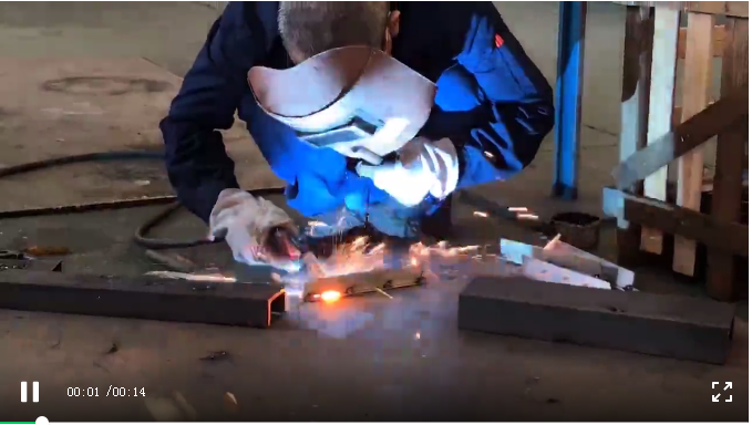 不銹鋼平焊比賽現(xiàn)場(chǎng)2 不銹鋼平焊比賽現(xiàn)場(chǎng)2