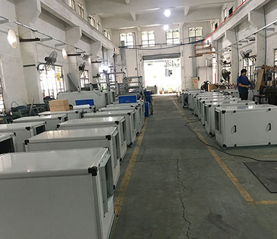 柜式通風(fēng)機(jī)車間 柜式通風(fēng)機(jī)車間